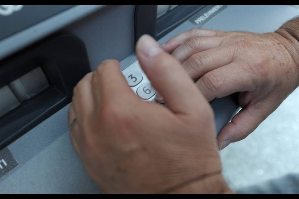 Skimming: due arresti nel Locarnese