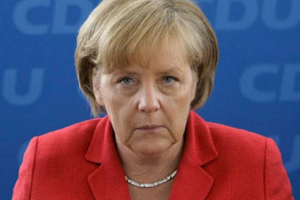 Pacco sospetto, evacuato ufficio Merkel