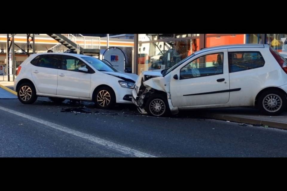 Scontro frontale a Cadenazzo