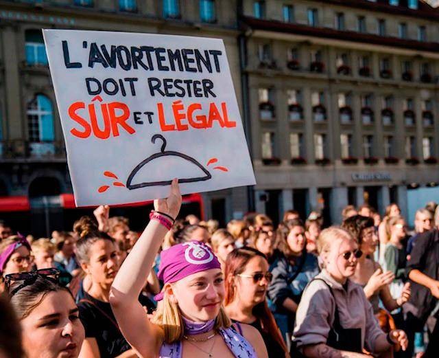 Un’immagine del raduno di ieri sera a Berna. Immagine Instagram GISO
