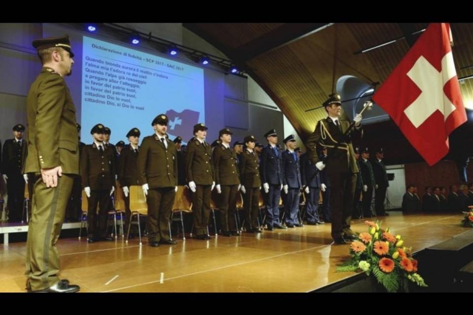 42 neodiplomati alla Scuola di Polizia
