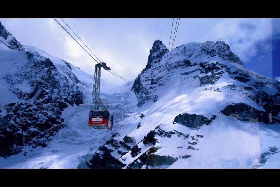 Snowborder italiano muore in Vallese