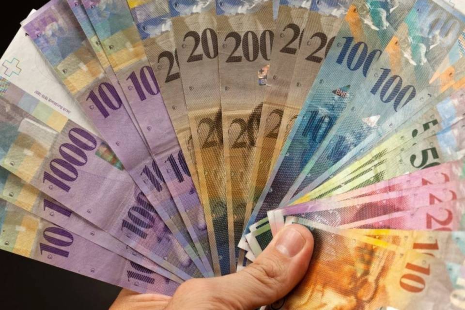 "Sì all'iniziativa moneta intera e alla nuova legge sui giochi"