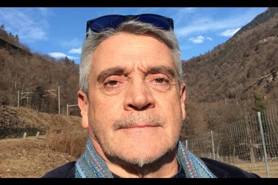 Donatello Poggi - Dove sono finiti tutti gli adulatori di Macron?