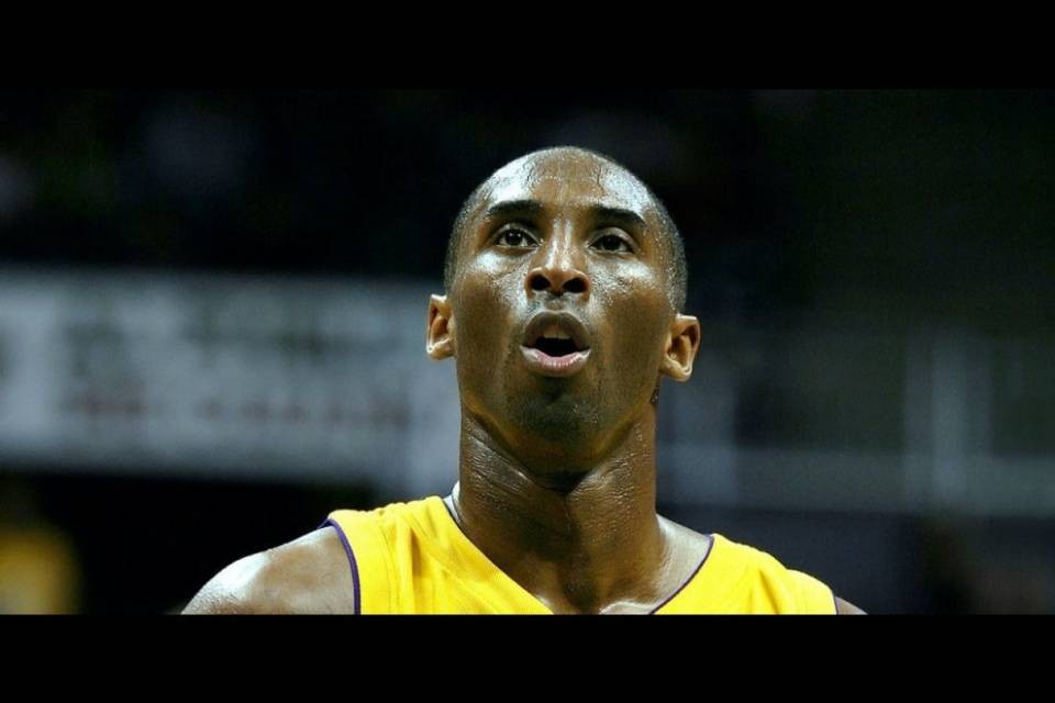 Kobe Bryant e sua figlia muoiono in elicottero