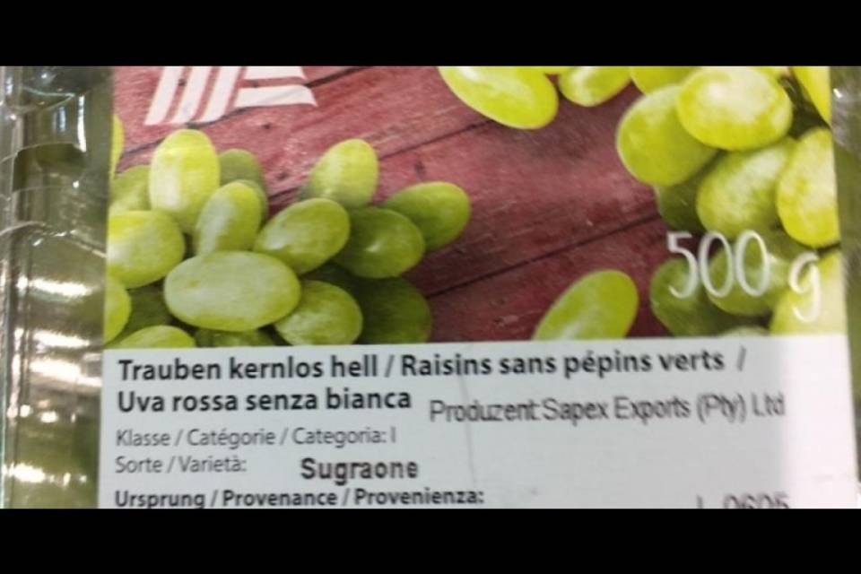 "Uva rossa senza bianca"