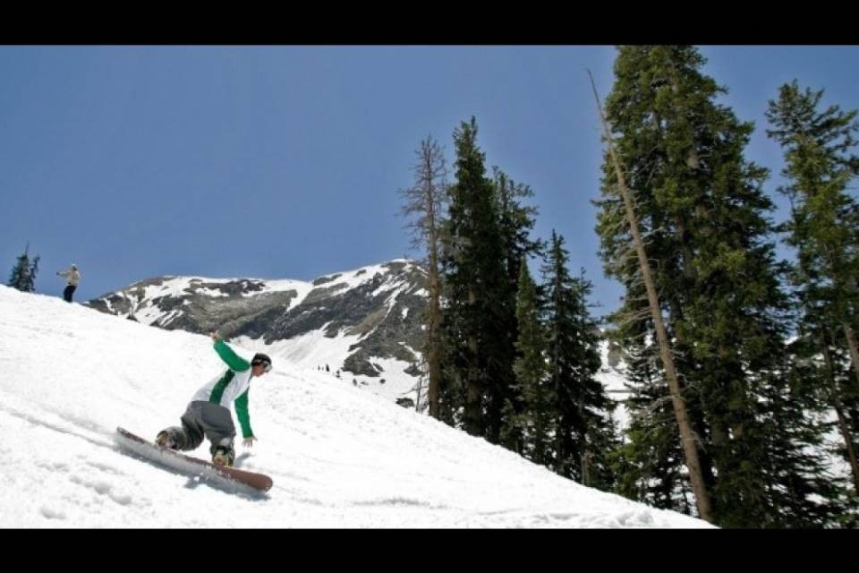 Snowboarder gravemente ferito da slavina a St. Moritz
