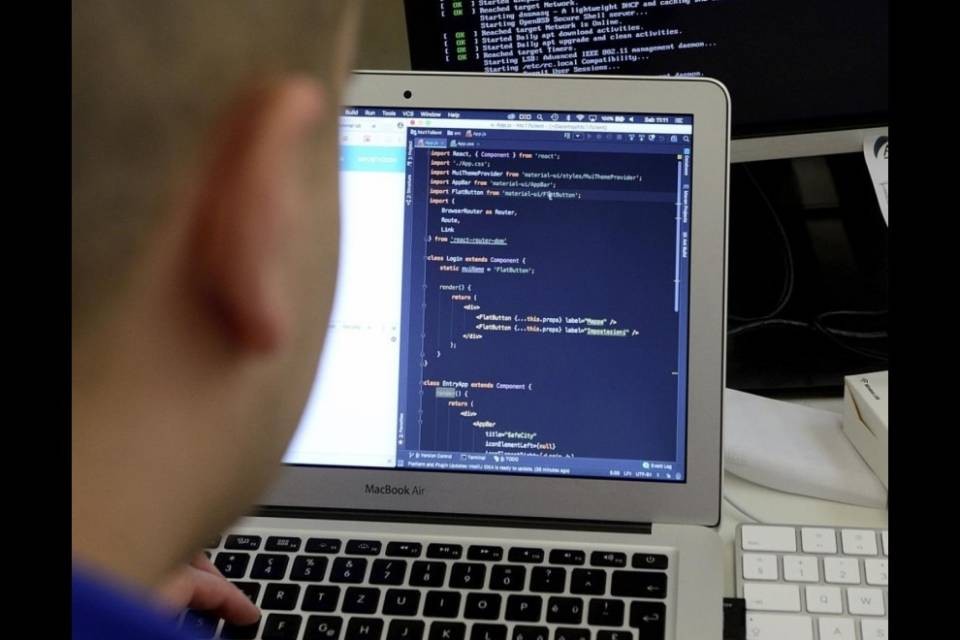 Registro di commercio di nuovo attivo