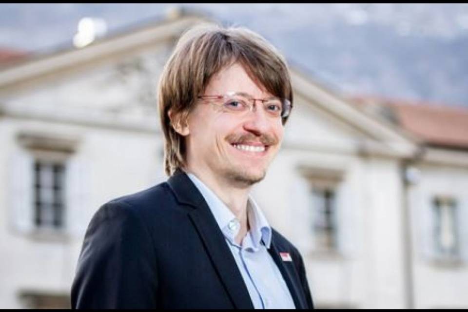 "Creare un osservatorio della rivoluzione digitale"