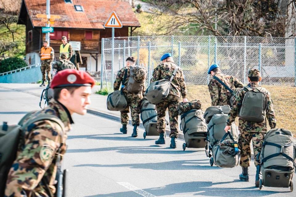 Foto dalla pagina Facebook dell’esercito