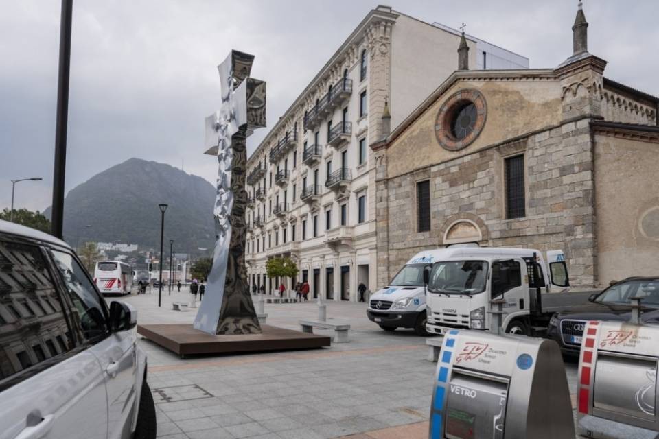 "Mai chiesto di spostare quella struttura"