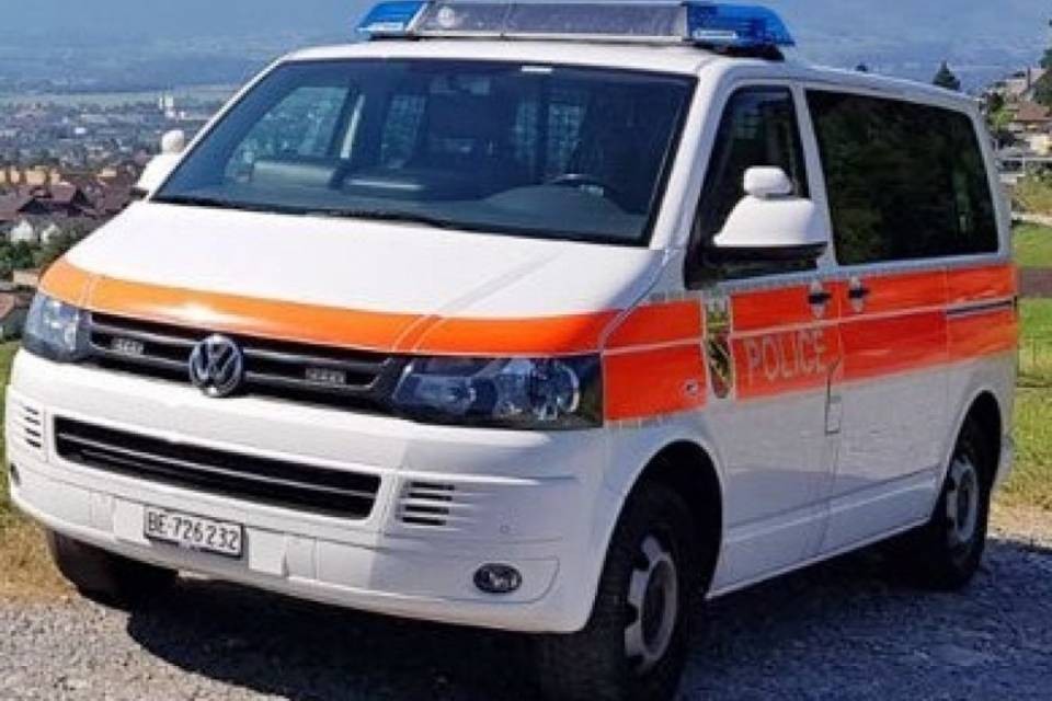 Collisione bus-auto a Berna, un ferito grave