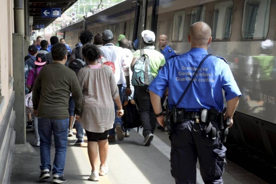 Picco di arrivi illegali in Ticino