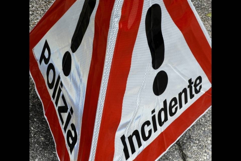Pedone investito a Giubiasco: è grave