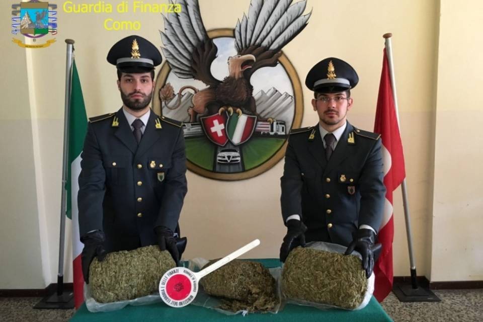Traffico di droga tra Svizzera e Italia: 4 arresti