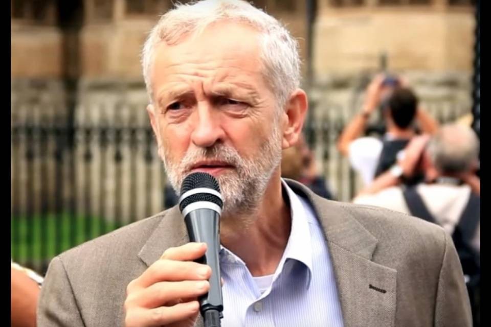 Brexit, sondaggio indica nuovo sorpasso Labour su Tory