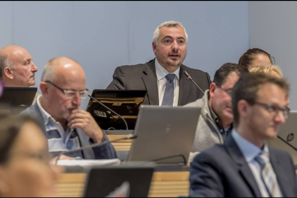 Il Governo non vuole cambiare carattere