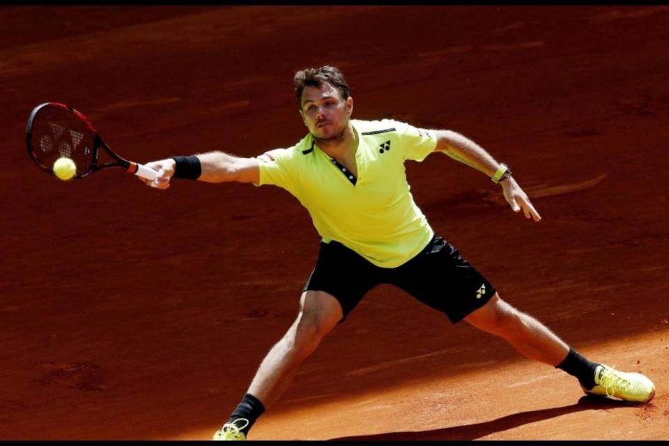 Wawrinka vola ai quarti