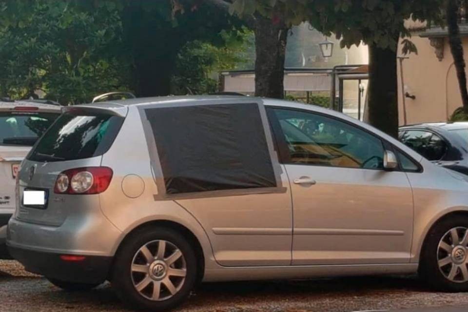 I soliti ignoti vandalizzano auto con targhe non ticinesi
