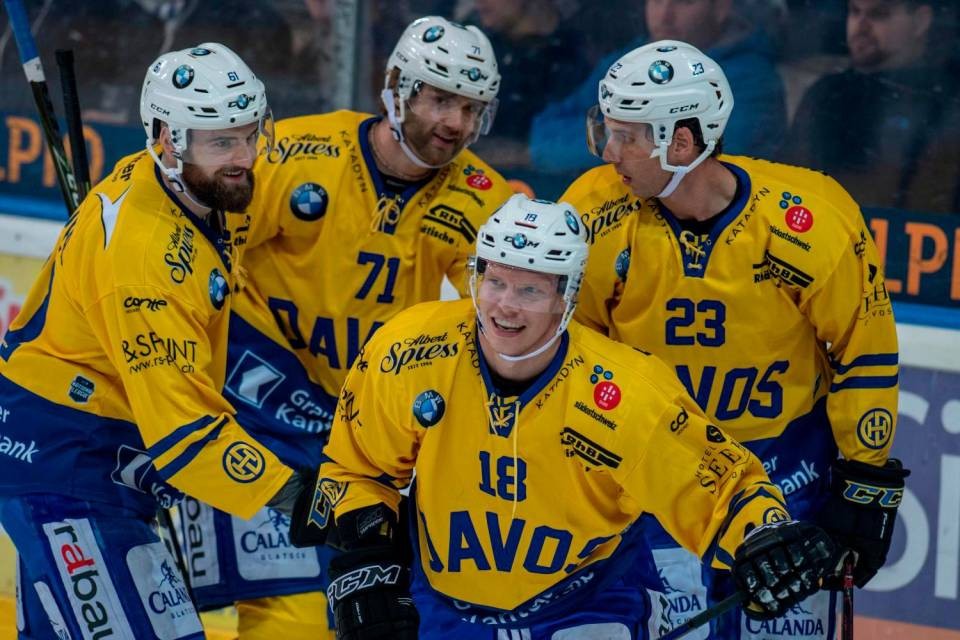 Coppa Spengler arriva l’aiuto delle autorità