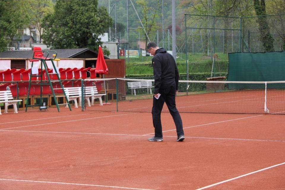 Tennis Chiasso: maratona con vittoria per la Perrin