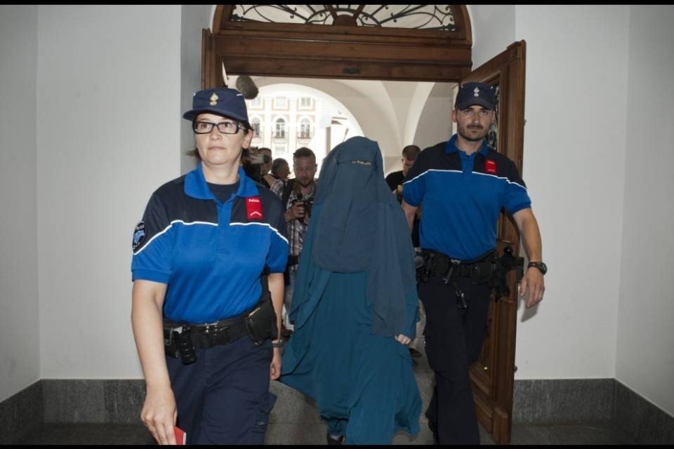 Finora solo 6 procedure per burqa