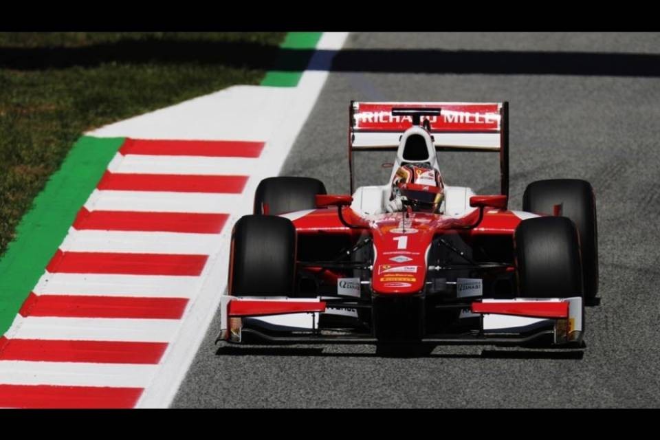 Pole position per Leclerc, la prima in carriera