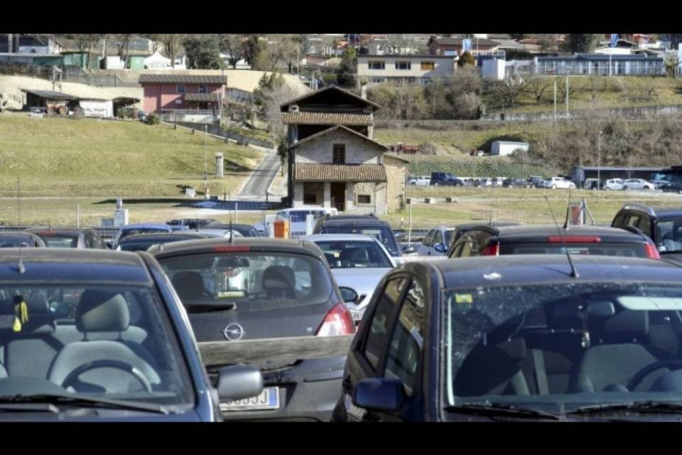 Car pooling in ritardo a Mendrisio