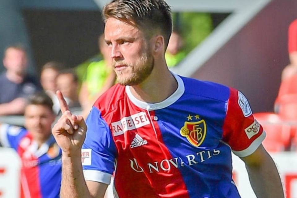 Fortuna nella sfortuna per van Wolfswinkel: diagnosticato un aneurisma