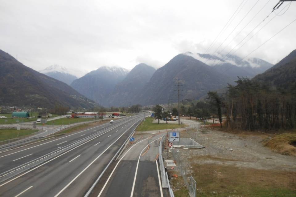 Nuovo fondo stradale sulla A2
