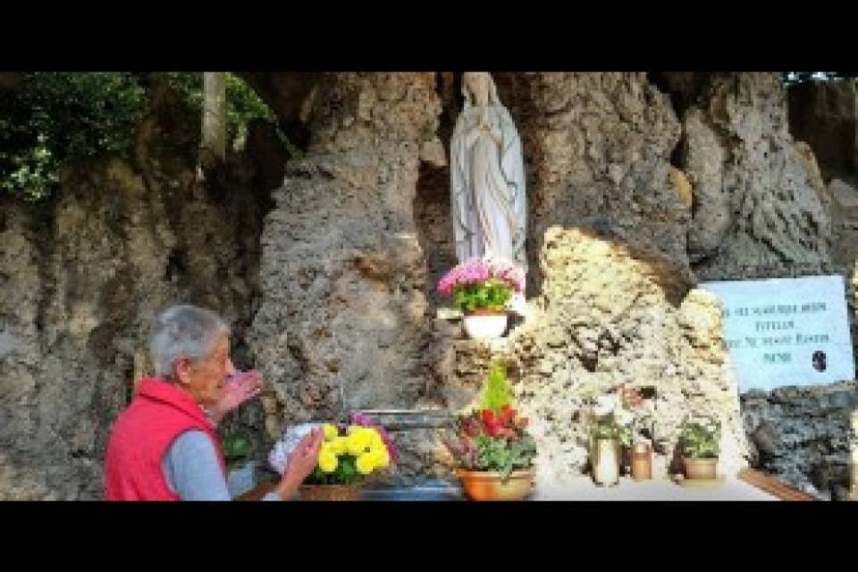 Vandalismi contro le Madonne: "Sgomento"