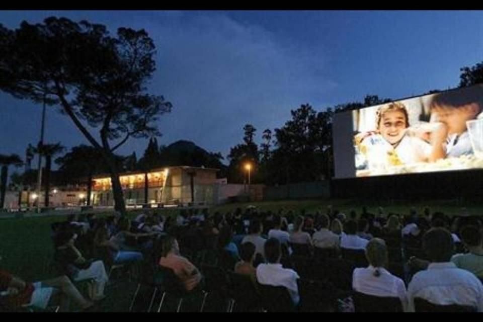 Al via Cinema al lago (con un giorno di ritardo)