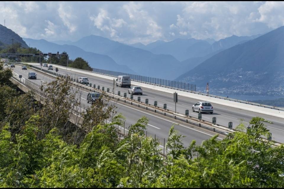 Ceneri, arrivano i ripari fonici
