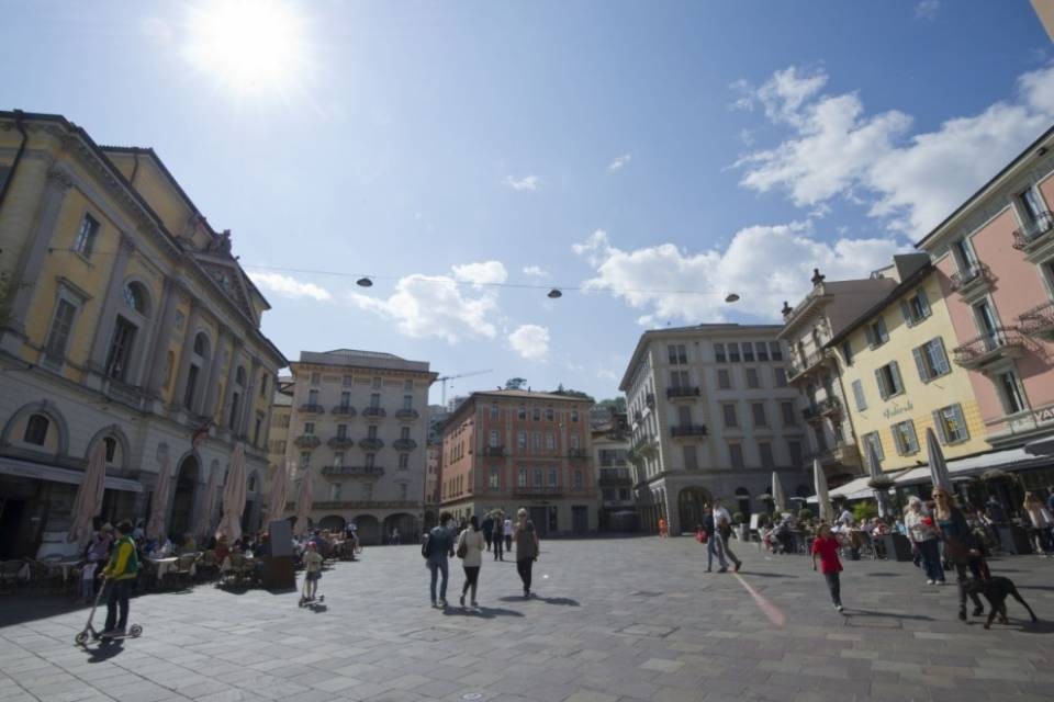 Vasi di fiori: modificata l'Ordinanza municipale