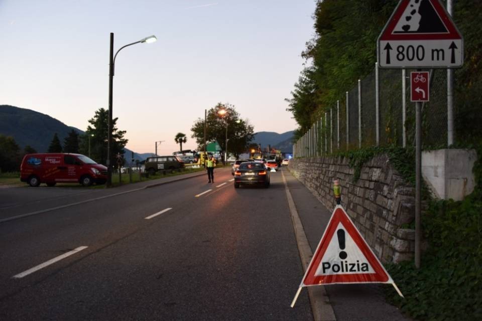 "Dovete rimandare i festeggiamenti"