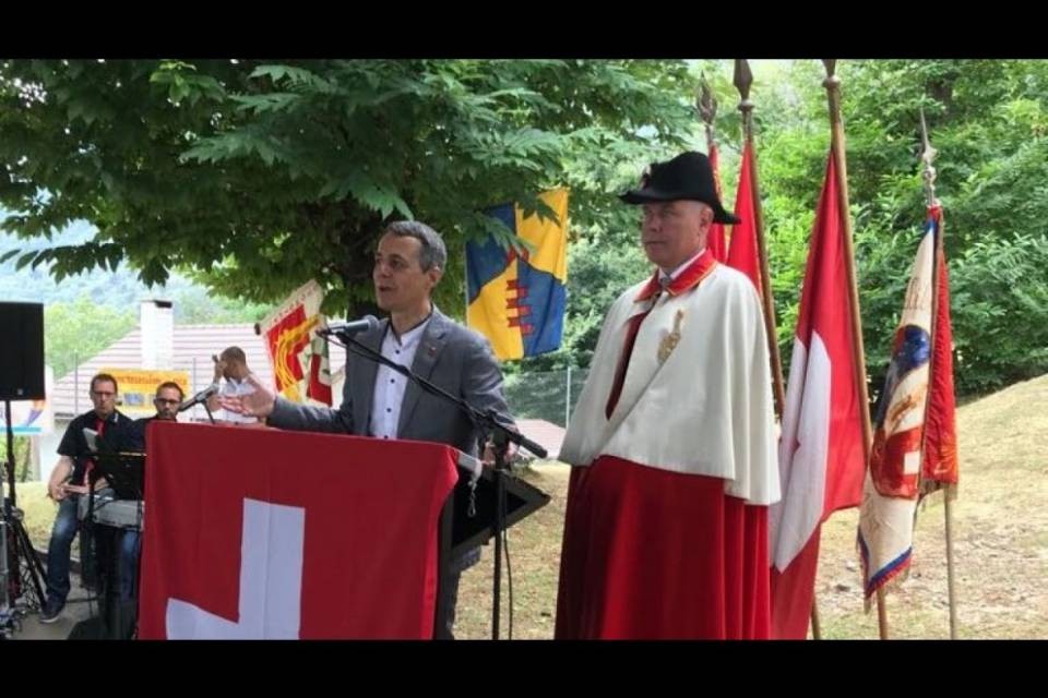 "Berna non vuole svendere la Svizzera"