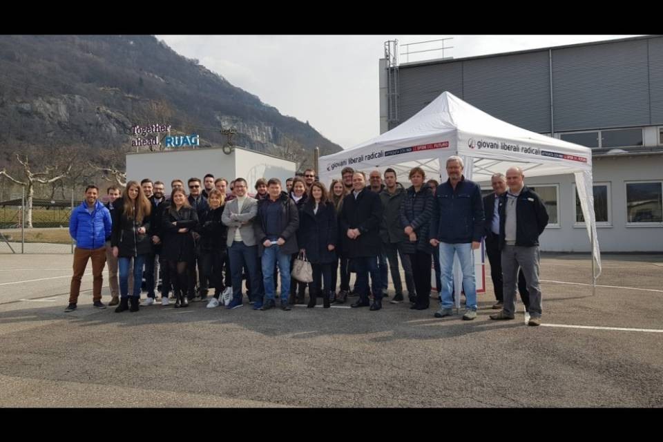 I Giovani Liberali Radicali in visita alla RUAG