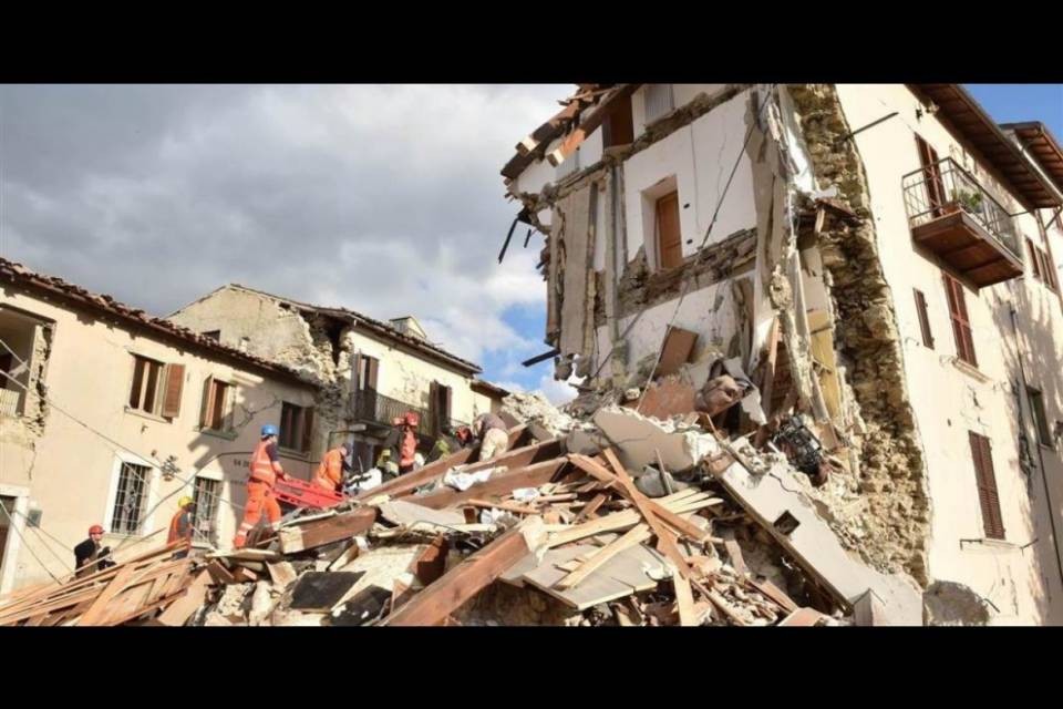 "Nel 2018 ci saranno più terremoti devastanti"