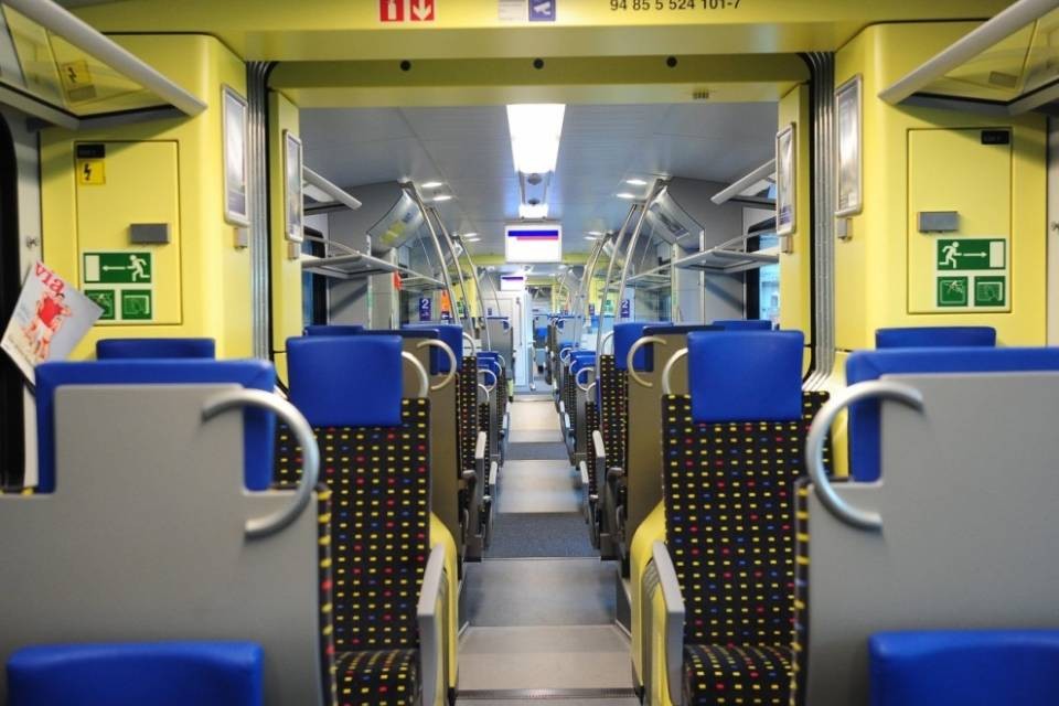 Le FFS rinnovano l'elettronica dei treni regionali