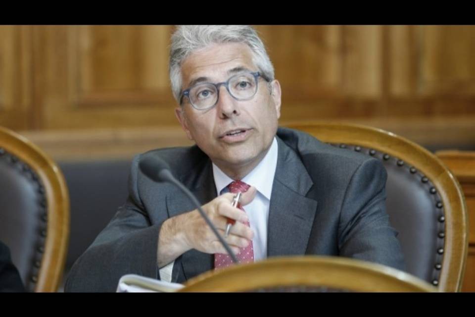 "Il Consiglio federale non tutela le banche Ticinesi"