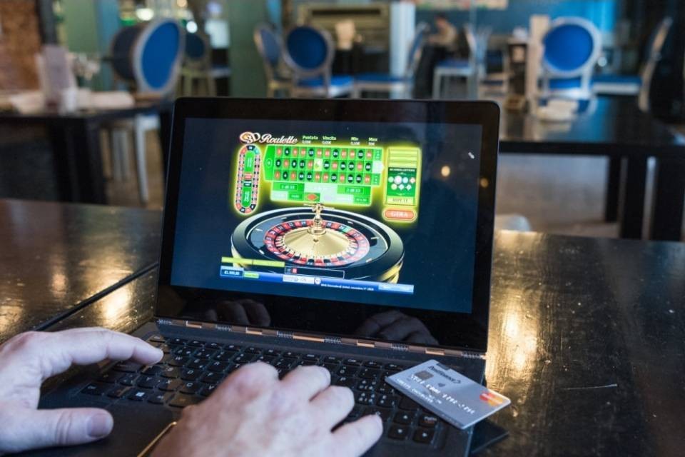 Gioco d'azzardo, quasi il 3% ha comportamenti a rischio