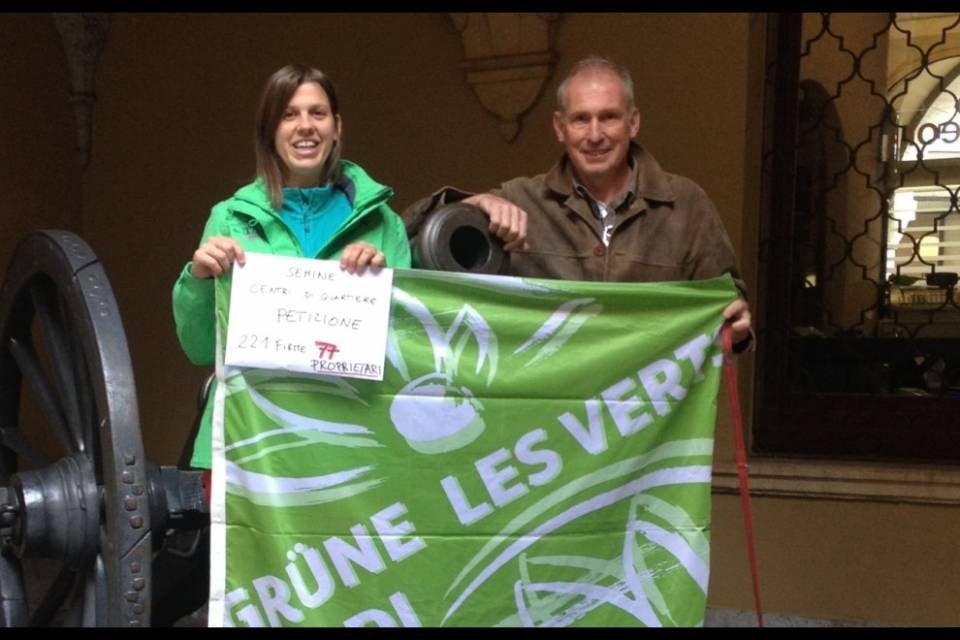 Semine, 221 firme contro il Centro di quartiere