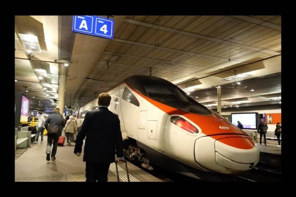 Berna: stazione ferroviaria di nuovo paralizzata