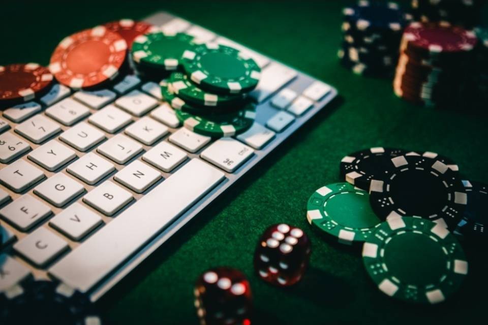 Gioco d'azzardo sui siti esteri, ancora blocchi lacunosi