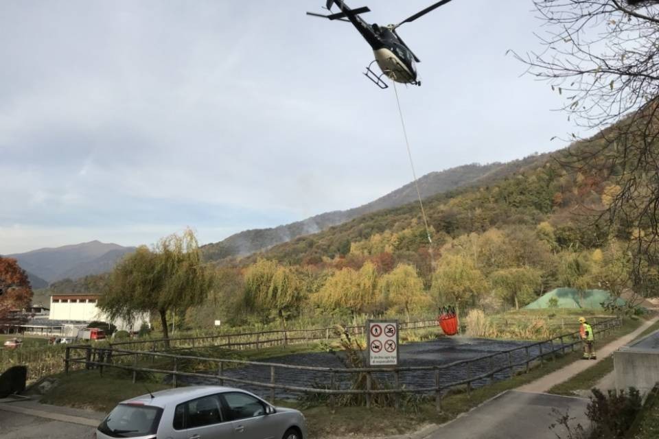 Riprese le operazioni di spegnimento in Valle di Muggio