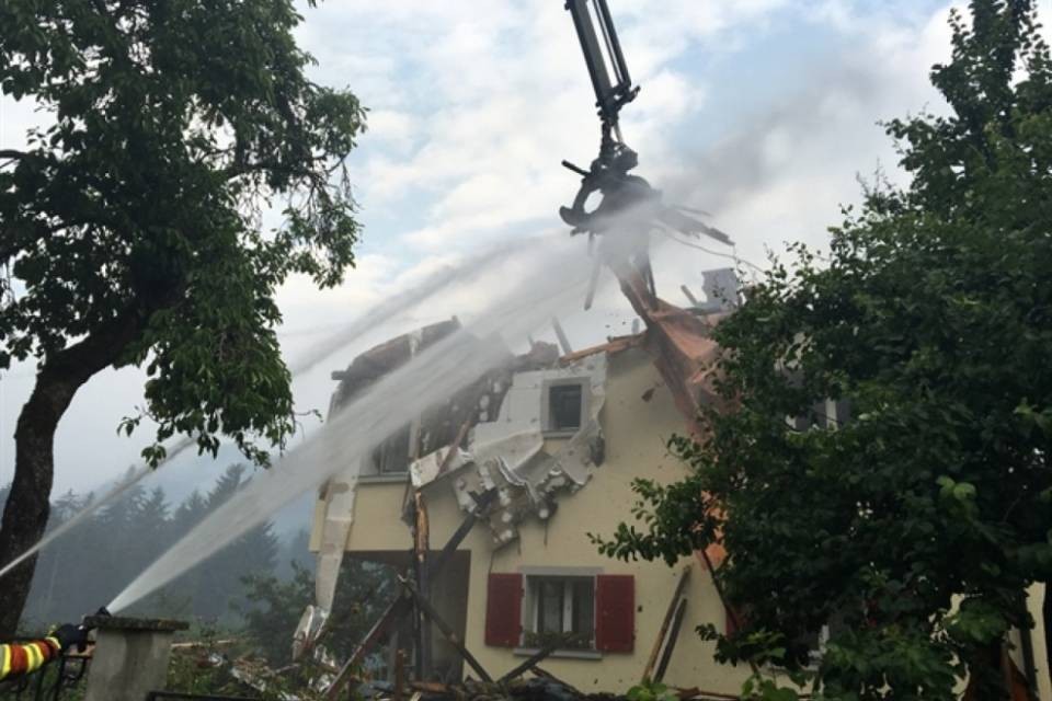 Grosso incendio a Thusis