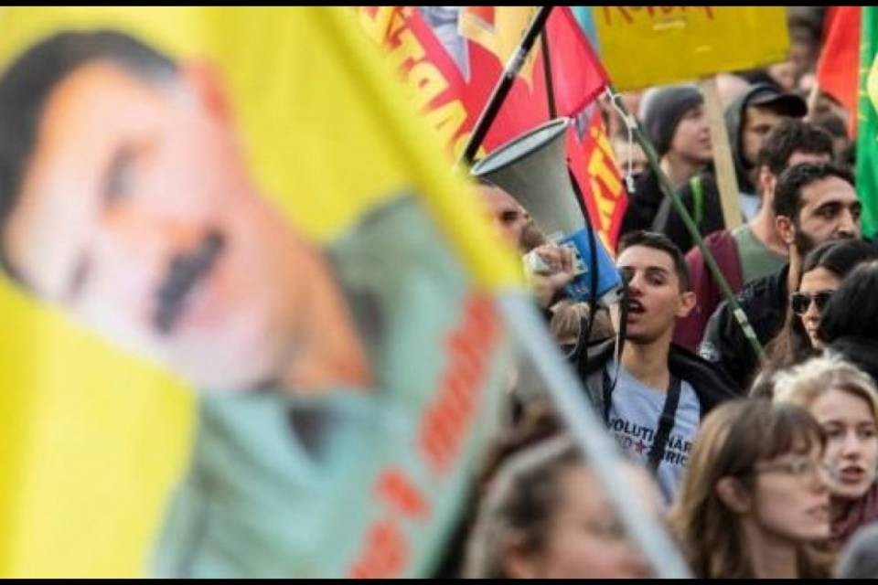 Zurigo avvolta dalla protesta curda