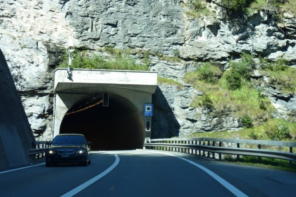 Viamala: in servizio il nuovo cunicolo di sicurezza