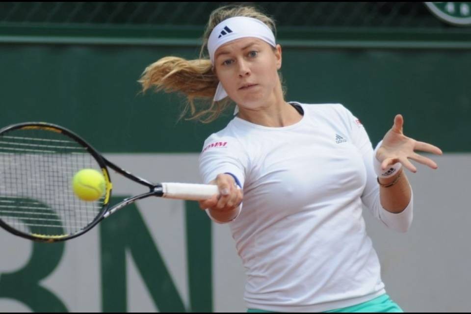 Wimbledon, Vögele eliminata da Kanepi