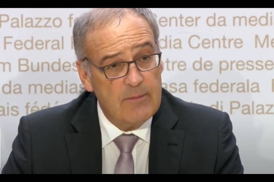 Contagiati alcuni familiari di Parmelin